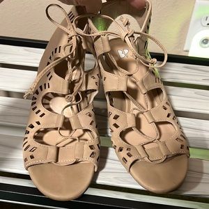 Nordstrom BP Nude Heels Size 6